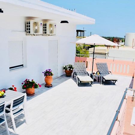 Cozy Renovated Apartment "Filoxenia" Като Дарацо Екстериор снимка