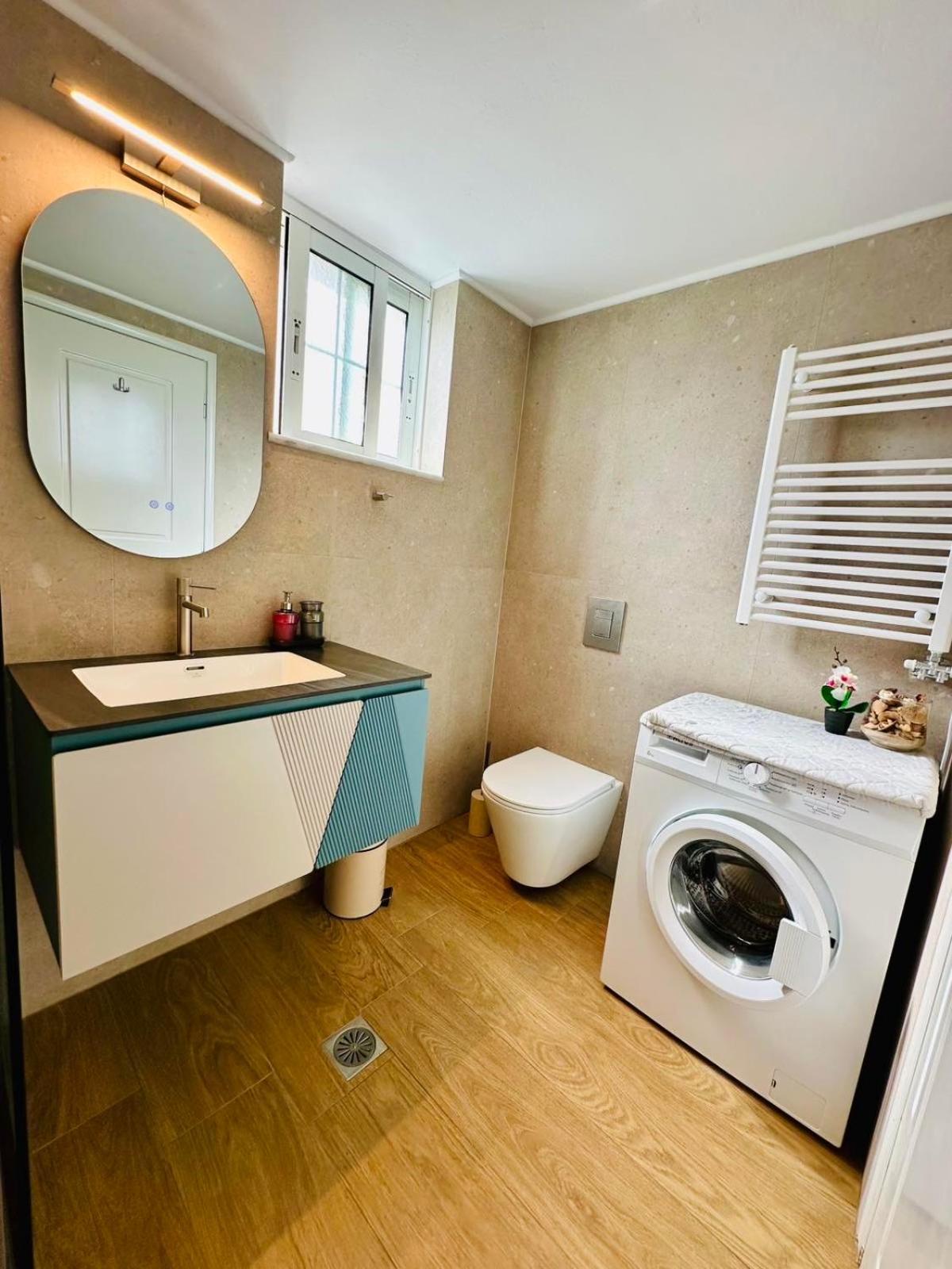 Cozy Renovated Apartment "Filoxenia" Като Дарацо Екстериор снимка