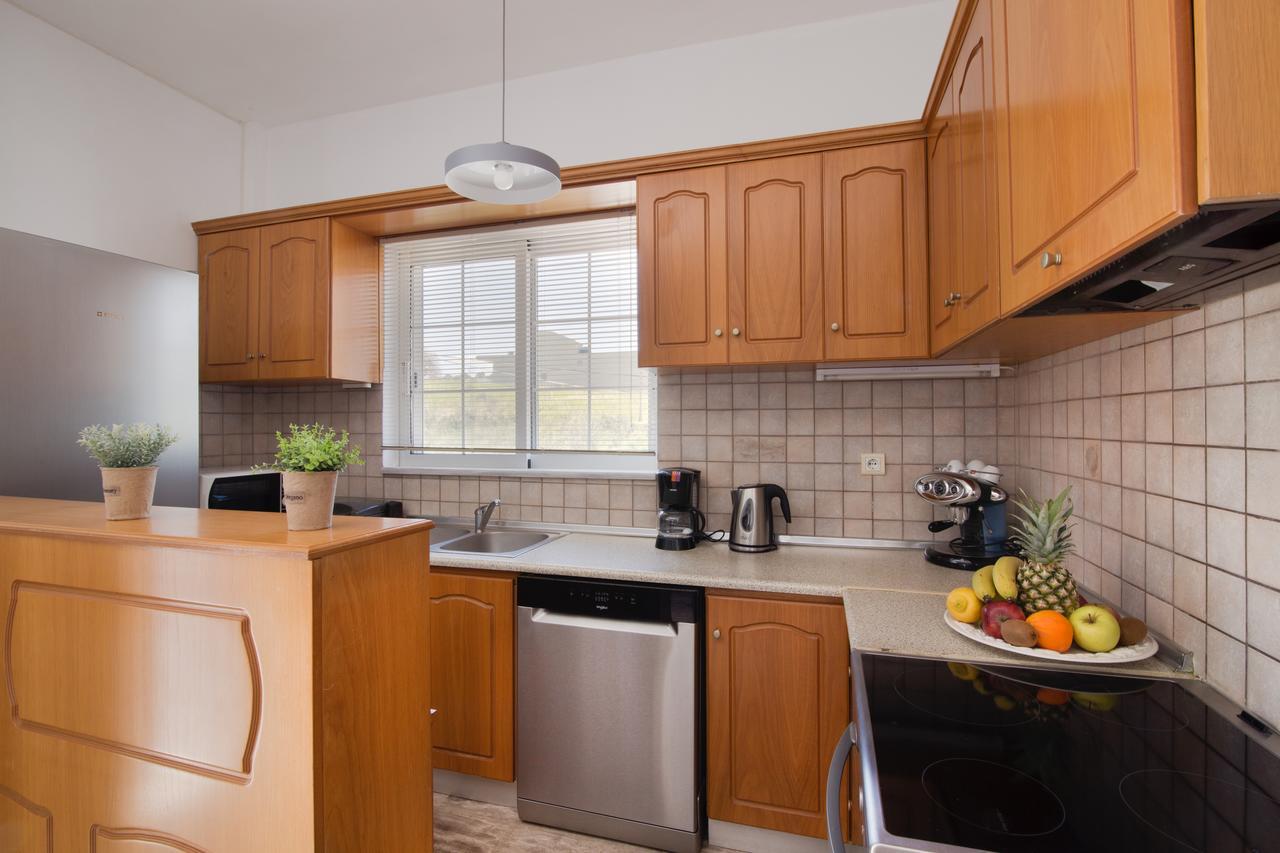 Cozy Renovated Apartment "Filoxenia" Като Дарацо Екстериор снимка